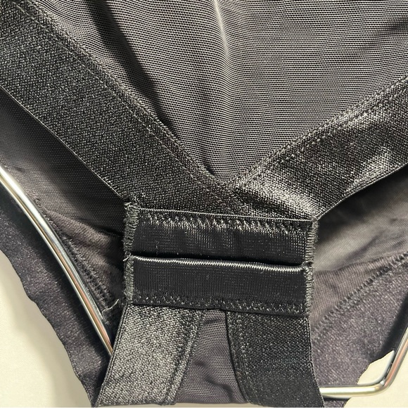 Maidenform® Firm Control Shapewear Easy-Up Strapless Body Shaper 38B NWT - Picture 9 of 11